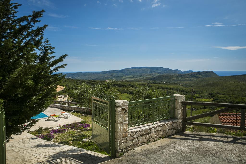 Country Villa Athéras Екстериор снимка